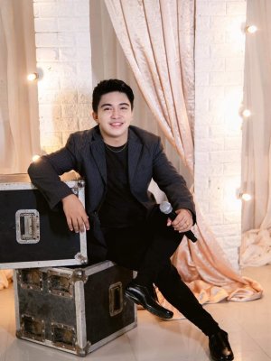 jAy Perez